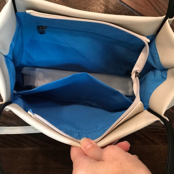 Fun handbag! - Picture 6 of 6